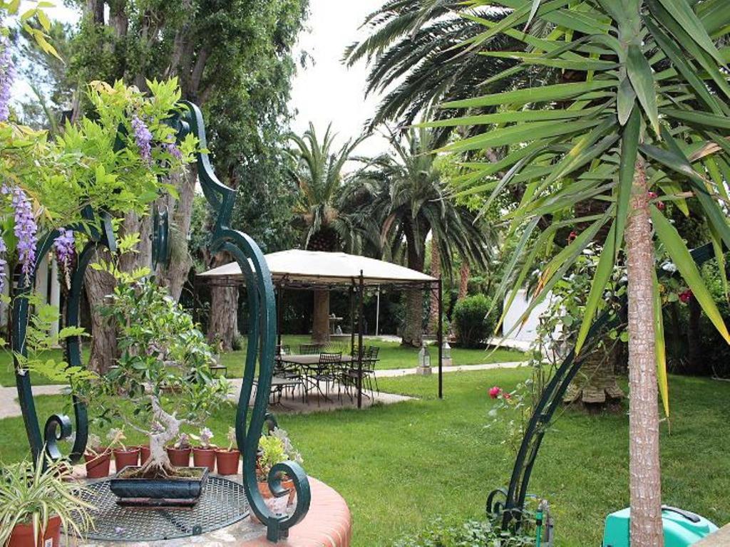 ペルピニャン Domaine Saint Nicolas Bed & Breakfast エクステリア 写真